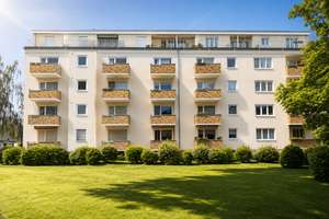 Bezugsfreie 2-Zimmer-Wohnung mit Südbalkon in ruhiger Lage