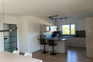 Helle 3-Zimmer-Wohnung mit großem Balkon in Gaimersheim – Die vollständige Adresse der Immobilie erhältst du vom Anbieter., 85080 Gaimersheim – Vorschaubild 3