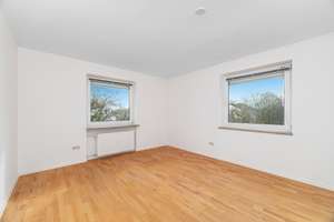*Aktiv leben in Moosach: Helle 4-Zimmer-Wohnung für junge Familien mit sonnigem Westbalkon* – Die vollständige Adresse der Immobilie erhältst du vom Anbieter., 80993 Alt-Moosach, München – Vorschaubild 6