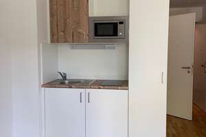 Möbliertes Apartment mit Balkon; NUR für Studenten und Auszubildende! – Floriansmühlstr. 20, 80939 Obere Isarau, München – Vorschaubild 15