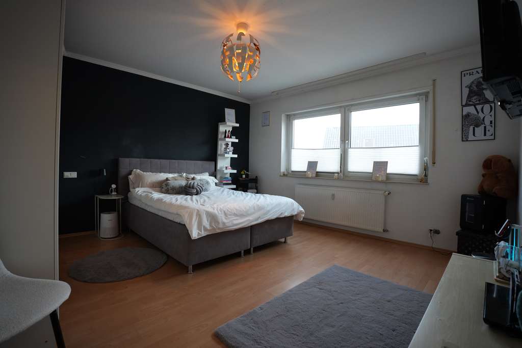 Immobilie in Steinfurt - Wohnen & Vermieten unter einem Dach – großzügiges Zweifamilienhaus mit Einliegerwohnung & Südgarten - Bild 4