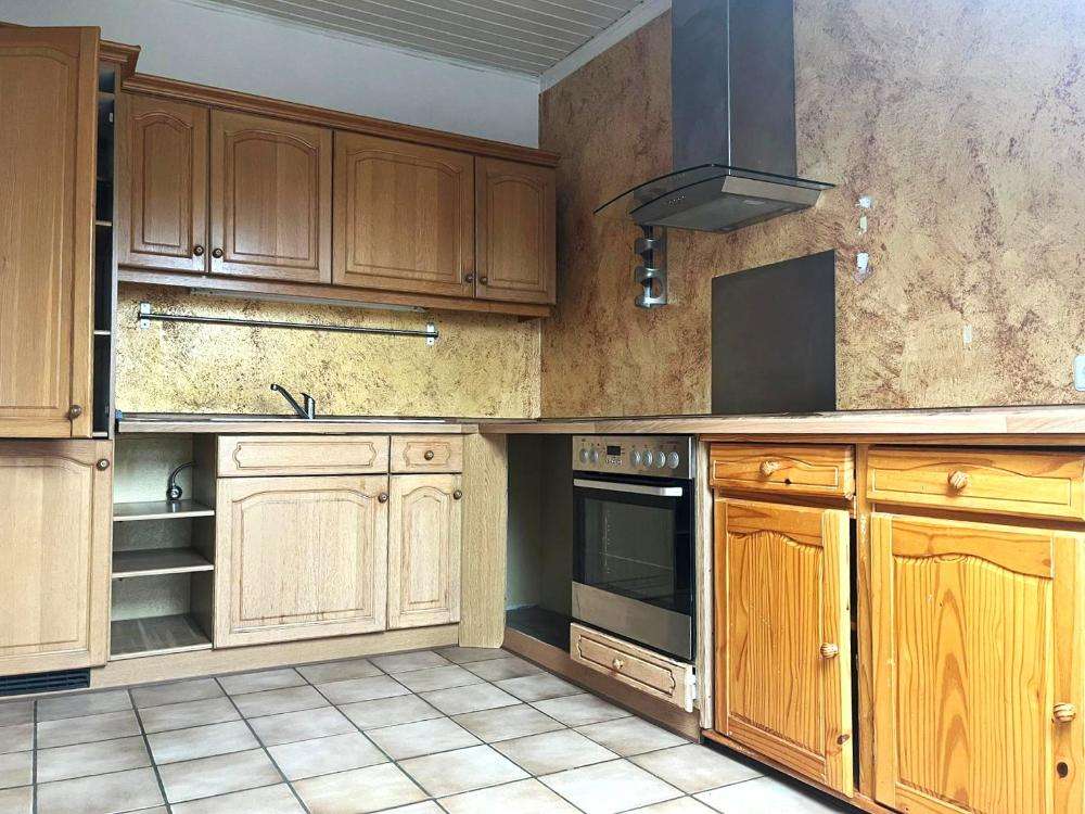 Immobilie in Nandlstadt - Geräumige 3,5-Zimmer-DG-Mais.-Wohnung mit Balkon - Bild 1