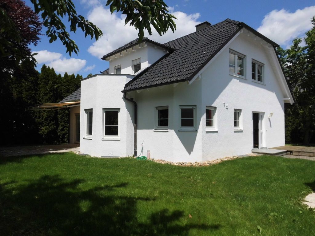 Repräsentatives Haus in Aspach bei Backnang für Gewerbe