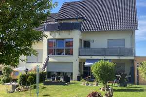 Helle 4-Zimmer-Eigentumswohnung mit großem Südbalkon – von privat