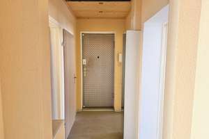 Sanierungsbedürftige 2,5-Zimmer-Wohnung inkl. 2 Tiefgaragenstellplätze  - in gefragter Lage – Die vollständige Adresse der Immobilie erhältst du vom Anbieter., 13189 Pankow (Ortsteil), Berlin – Vorschaubild 12