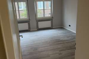 Moderne und Schöne 3-Zimmer-Wohnung mit Balkon, KDB – Ahrstr. 16, 42697 Ohligs/Aufderhöhe/Merscheid, Solingen – Vorschaubild 4