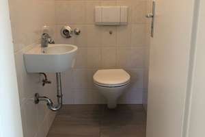 Stadtwohnung im Grünen: Helle, gemütliche 3,5-Zimmer-Wohnung mit Balkon im 2.OG in Stuttgart-N/-W – Ehrenhalde 2, 70192 Lenzhalde, Stuttgart – Vorschaubild 11