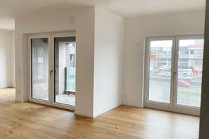 Hell & modern & viel Platz: 2 Zimmer + Balkon, guter Schnitt, modernes Tageslichtbad, Abstellraum – Hildesheimer Straße 454, 30519 Döhren, Hannover – Vorschaubild 3