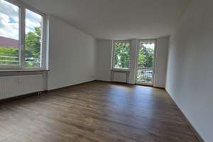 Im Grünen und bezugsfrei - Wunderschöne  3-Raumwohnung mit Tiefgaragenstellplatz und Balkon – Die vollständige Adresse der Immobilie erhältst du vom Anbieter., 4288 Holzhausen, Leipzig – Vorschaubild 4