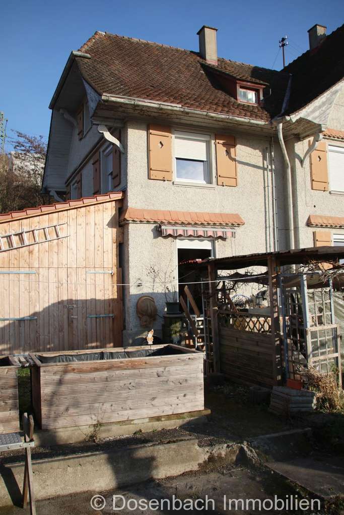 Immobilie in Efringen-Kirchen - Charmantes Reihenendhaus mit großzügigem Garten – Ihr neues Zuhause in Kleinkems - Bild 3