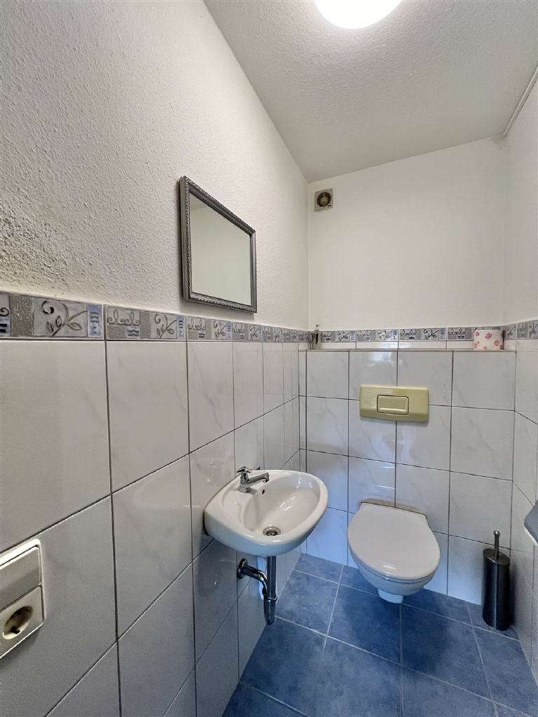 Immobilie in Hohenfels - Raumwunder gesucht? Ein- oder Zweifamilienhaus - nur 5 Min. nach Stockach! - Bild 4