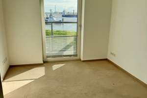 Erste Reihe Weser! Exklusive 4-Zimmer-Wohnung mit unverbaubarem Wasserblick (Weser View) – Lohmannstraße 26, 27568 Mitte, Bremerhaven – Vorschaubild 9