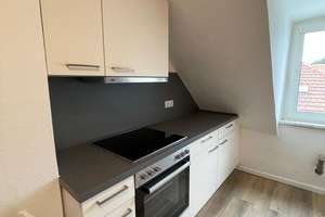 Modernes WG-Zimmer in ruhiger, zentraler Lage von Augsburg – frisch saniert & möbliert – Neuhofer Straße 6, 86154 Links der Wertach-Nord, Augsburg – Vorschaubild 3