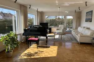 Sehr helles, möbliertes Einfamilienhaus mit Garage in Haimhausen zu vermieten