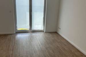 Gartenparadies inklusive: Komfortable 4-Zimmer Wohnung mit toller Einbauküche  und zwei Carport – Die vollständige Adresse der Immobilie erhältst du vom Anbieter., 38442 Ehmen, Wolfsburg – Vorschaubild 35