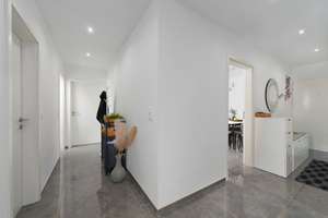 Kernsaniert und bezugsfertig - Moderne 3-Zimmer-Wohnung mit zwei Balkonen – Die vollständige Adresse der Immobilie erhältst du vom Anbieter., 63454 Kesselstadt, Hanau – Vorschaubild 2