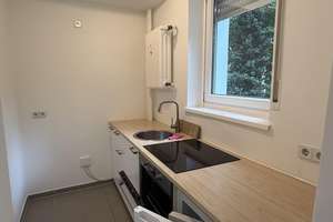 Direkt am Landwehrkanal - Bezugsfreie helle 1 Zimmerwohnung mit Balkon (ohne Provision) – Johanniterstraße 32, 10961 Kreuzberg, Berlin – Vorschaubild 4