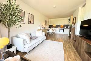 Zentrales 2 Zimmer KUBOX-Apartment mit Einbauküche und Balkon - Wohnen im Stadthafen – Achtersteven 4, 26122 Bahnhofsviertel, Oldenburg (Oldenburg) – Vorschaubild 2