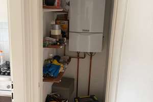 Charmante 2-Zimmer-Altbauwohnung in bester Lage von Nürnberg – ruhig, zentral und toller Hinterhof – Krellerstraße 7, 90489 Wöhrd, Nürnberg – Vorschaubild 12