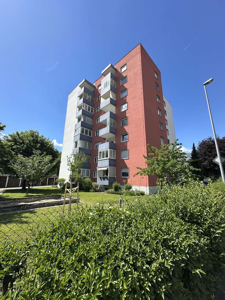 Immobilie in Grenzach-Wyhlen - Hochinteressanter Preis , sehr gepflegte Wohnung im Hochparterre, nicht vermietet - Bild 3