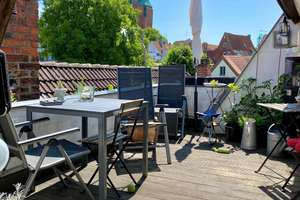 Modernisiertes Altstadthaus an der Obertrave mit Dachterrasse und Blick auf den Lübecker Dom – Die vollständige Adresse der Immobilie erhältst du vom Anbieter., 23552 Innenstadt, Lübeck – Vorschaubild 2