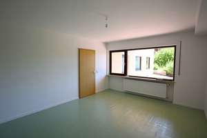 Wohnen mit Garten, Weitblick und Ruhe: Renoviertes Einfamilienhaus in Oberdürrbach – Die vollständige Adresse der Immobilie erhältst du vom Anbieter., 97080 Dürrbachtal, Würzburg – Vorschaubild 40