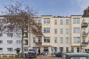 Stilvolle, geräumige 2-Zimmer-Wohnung am Viktoriapark, *KEINE PROVISION*