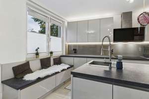 Mehr als nur Wohnen – Exklusive Doppelhaushälfte mit Smart-Home, Terrasse und Designküche – Die vollständige Adresse der Immobilie erhältst du vom Anbieter., 70329 Hedelfingen (Ortsteil), Stuttgart – Vorschaubild 4