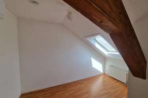 Helle gemütliche Dachgeschoßwohnung, 2,5 Zimmer, Küche, Wannenbad – Die vollständige Adresse der Immobilie erhältst du vom Anbieter., 55118 Neustadt, Mainz – Vorschaubild 14