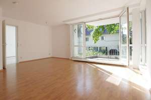 Lichterfelde. Grün. Sonnig. Zuhause. Helle 3 Zi. - großer Südbalkon - Gä-WC - großzügiger Grundriss – Die vollständige Adresse der Immobilie erhältst du vom Anbieter., 12203 Lichterfelde, Berlin – Vorschaubild 4