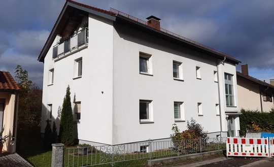 Freistehendes 3-FH in Halbhöhenlage