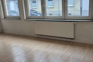Zentrale aber rhuige Zweizimmerwohnung in Remscheid zentral – Die vollständige Adresse der Immobilie erhältst du vom Anbieter., 42855 Scheid, Remscheid – Vorschaubild 2
