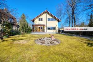 IMMOBERLIN.DE - Herrliches Ein-/Zweifamilienhaus mit großzügigem Grundstück und Wintergarten – Die vollständige Adresse der Immobilie erhältst du vom Anbieter., 12683 Biesdorf, Berlin – Vorschaubild 4