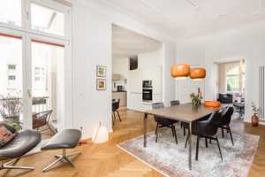 Stilvolle Altbauperle mit 3 Balkonen und luxuriöser Ausstattung in Berlin-Friedenau – Görresstraße 15, 12161 Berlin – Vorschaubild 1