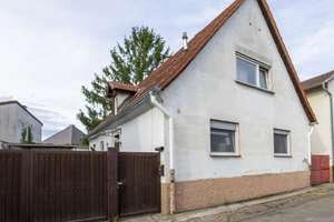 Vielseitiges Ein-Zweifamilienhaus mit Ausbaupotenzial, charmantem Garten und Werkstatt – 68259 Feudenheim, Mannheim – Vorschaubild 13