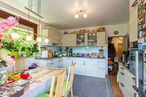 Premiumlage mit Burgblick und traumhaften Garten am Bach – Die vollständige Adresse der Immobilie erhältst du vom Anbieter., 50374 Erftstadt – Vorschaubild 18