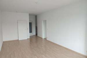 Freundliche 2-Raum-Wohnung mit verglaster Loggia mitten in Sudenburg sucht Sie! – Halberstädter Str. 118, 39112 Sudenburg, Magdeburg – Vorschaubild 6
