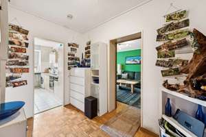 Charmante 2-Zimmer-Wohnung, Loggia & Aufzug | 55 m² | frei | ideal für Eigennutzer & Kapitalanleger – Wuppertaler Straße 4, 51067 Buchheim, Köln – Vorschaubild 6