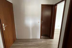 2 Zweiraum WE jeweils mit Balkon, PkW- Stellpl. und TG- Stelllpl. sowie Lift zu verkaufen!!! – Bayreuther Straße 8 - 10, 9130 Sonnenberg, Chemnitz – Vorschaubild 12