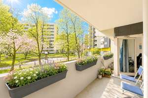 Sehr schöne renovierte WG-geeignete 2 Zi.-Whg. mit Südwest-Balkon und Einbauküche in ruhiger Lage – Die vollständige Adresse der Immobilie erhältst du vom Anbieter., 81735 Neuperlach, München – Vorschaubild 3