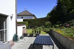 Freu Dich drauf!
Schönes Reihenendhaus mit Sonnengarten – Die vollständige Adresse der Immobilie erhältst du vom Anbieter., 45141 Stoppenberg, Essen – Vorschaubild 13