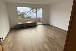 6 Familienhaus, Wohnung mit Balkon, sucht Alleinstehende, ruhige  Dame, ab 55 Jahre – Die vollständige Adresse der Immobilie erhältst du vom Anbieter., 44319 Wickede, Dortmund – Vorschaubild 7