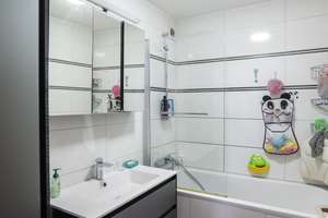 Großzügige 4-Zimmer-Wohnung mit Einbauküche, Garage und Fernblick – Die vollständige Adresse der Immobilie erhältst du vom Anbieter., 72760 Reutlingen-Mitte, Reutlingen – Vorschaubild 15