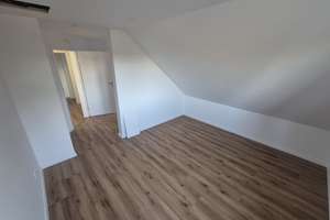 5,5-Zimmer-Wohnung Erstbezug mit Dachterasse und Neckarblick in Sontheim – Horkheimer Straße 12, 74081 Sontheim, Heilbronn – Vorschaubild 8