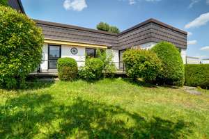 Ihr neues Zuhause: Sonniger Bungalow mit Ausbaupotenzial in Berg! – Die vollständige Adresse der Immobilie erhältst du vom Anbieter., 82335 Berg – Vorschaubild 1