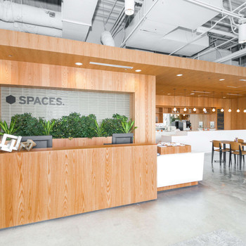 Nutze eine professionelle Geschäftsadresse für dein Unternehmen in Spaces Haus am Domplatz