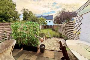 Charmantes familienfreundliches Reihenmittelhaus mit sonnigem Garten  – Die vollständige Adresse der Immobilie erhältst du vom Anbieter., 63110 Rodgau – Vorschaubild 1