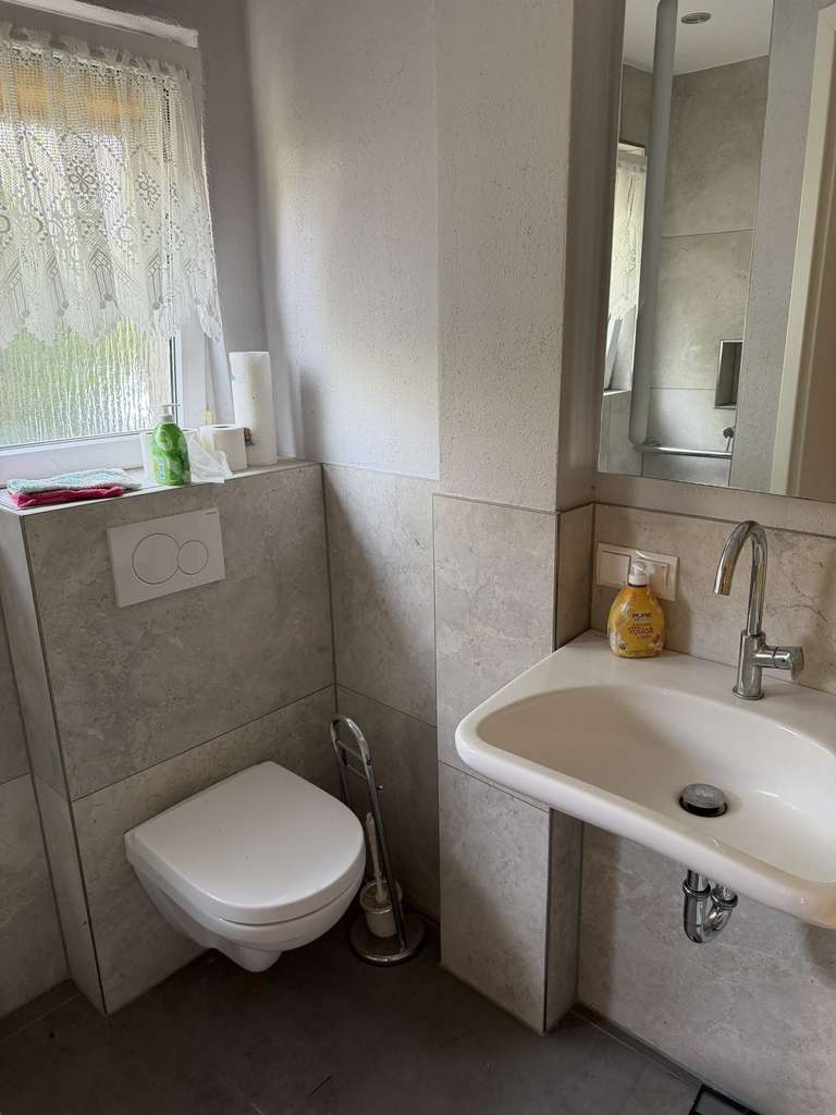 Immobilie in Armsheim - Renovierungsbedürftiges Einfamilienhaus in guter Lage von Armsheim - Bild 4