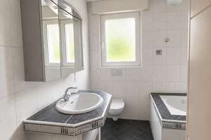 Charmante Erdgeschosswohnung mit traumhaftem Garten und Teich – In der Schleue 18, 47228 Bergheim, Duisburg – Vorschaubild 36