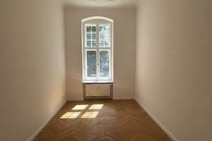 HOCHWERTIG SANIERTER, ELEGANTER STUCKALTBAU MIT GROSSER TERRASSE ZUM RUHIGEN INNENHOF – Trautenaustrasse 8, 10717 Wilmersdorf, Berlin – Vorschaubild 15